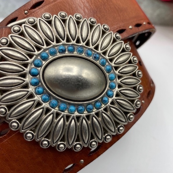 Vintage Fossil Leather Belt - Picture 2 of 7